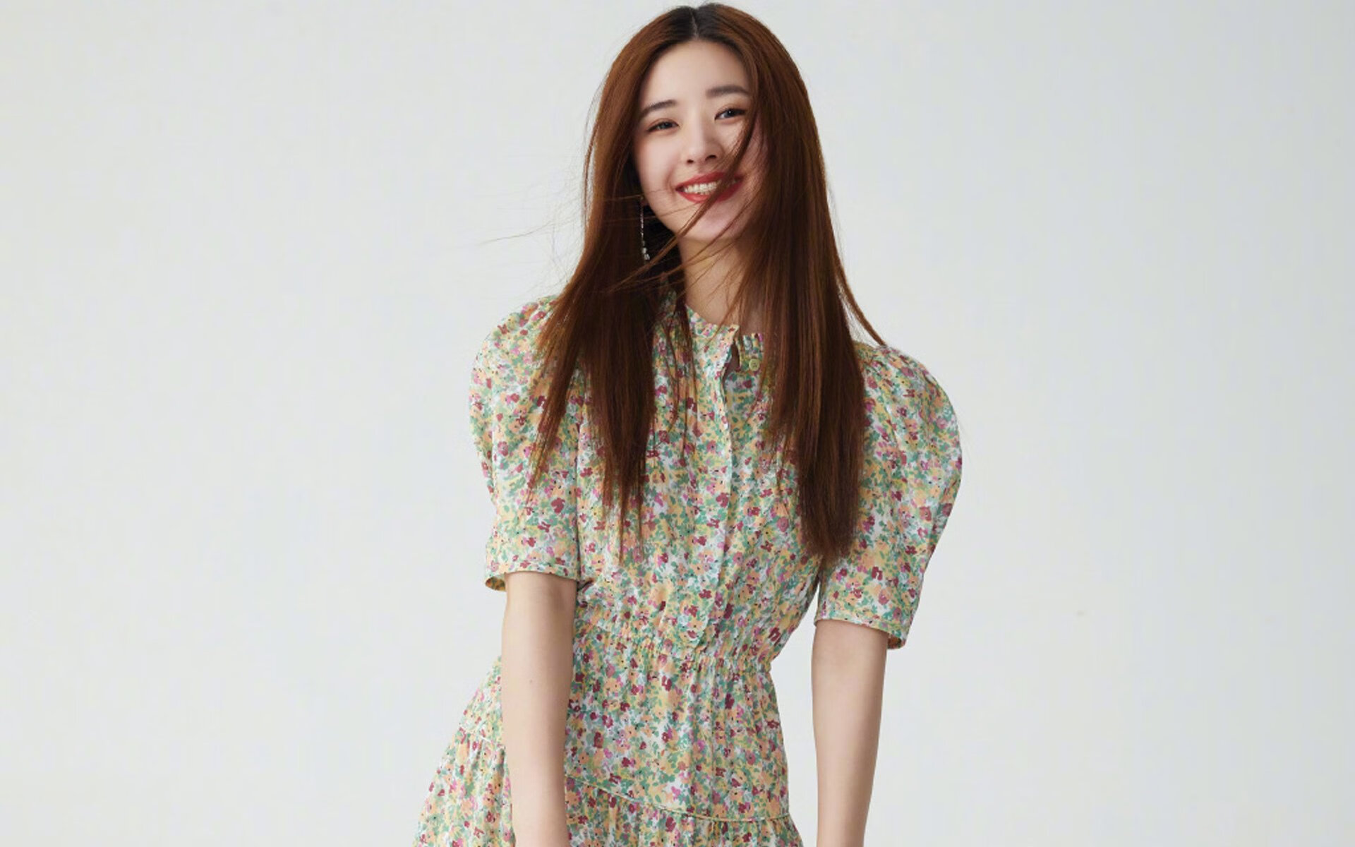 爱游戏娱乐-史上最年轻的“欧洲金靴”首秀欧冠，最年轻欧冠进球